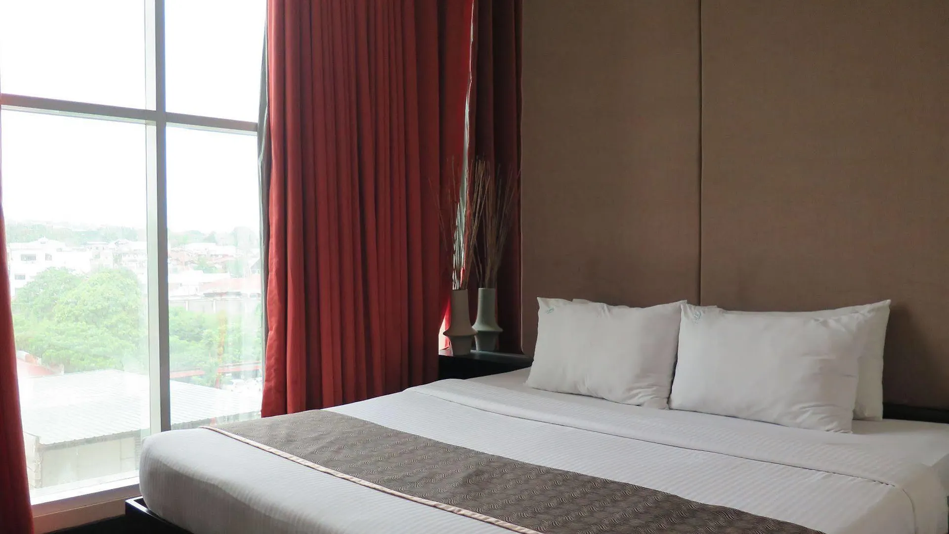 Hotel Green Windows Dormitel Davao